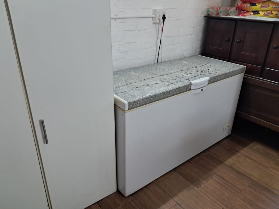 2 Bedroom Property for Sale in Rheeboksfontein Western Cape